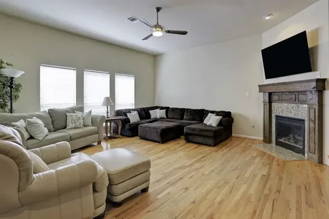 5706 Cornish Street B Houston TX 77007
