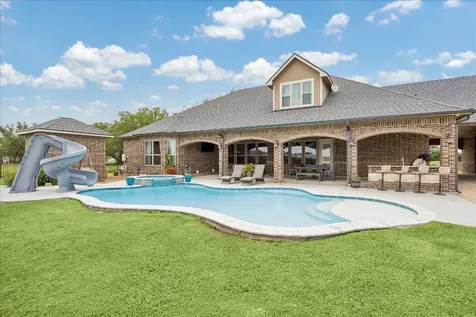 527 Lily Lane Rosharon TX 77583