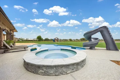 527 Lily Lane Rosharon TX 77583