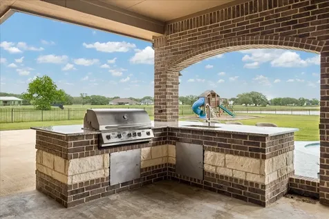 527 Lily Lane Rosharon TX 77583