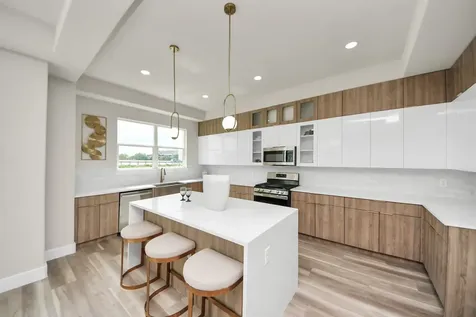 2016 Blodgett Street Houston TX 77004