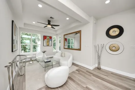 2016 Blodgett Street Houston TX 77004