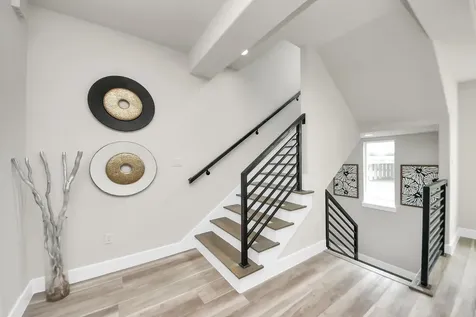 2016 Blodgett Street Houston TX 77004