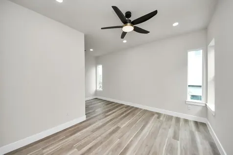2016 Blodgett Street Houston TX 77004
