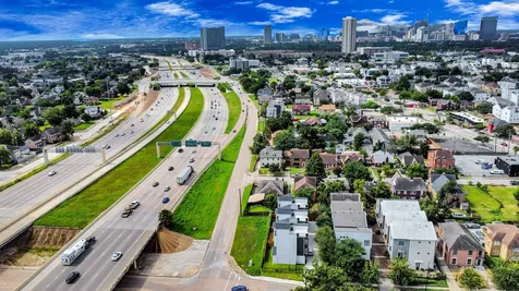 2016 Blodgett Street Houston TX 77004
