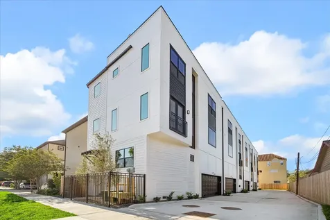 1329 W 22nd Street Houston TX 77008