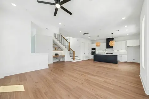 1329 W 22nd Street Houston TX 77008