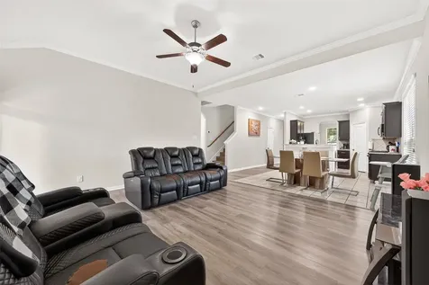 8 Landscape Court Conroe TX 77301