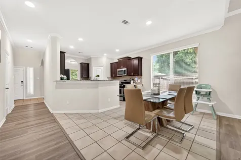 8 Landscape Court Conroe TX 77301