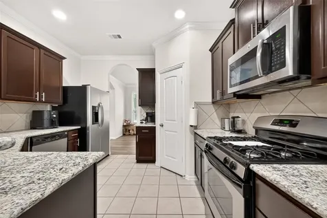 8 Landscape Court Conroe TX 77301