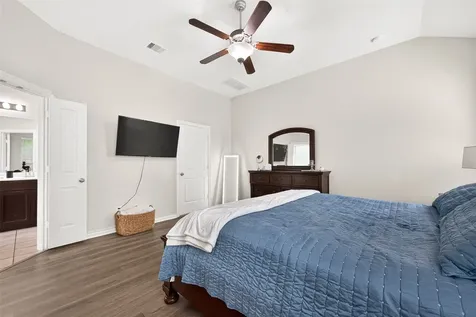 8 Landscape Court Conroe TX 77301