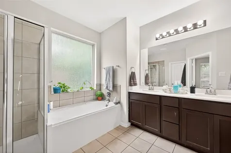 8 Landscape Court Conroe TX 77301