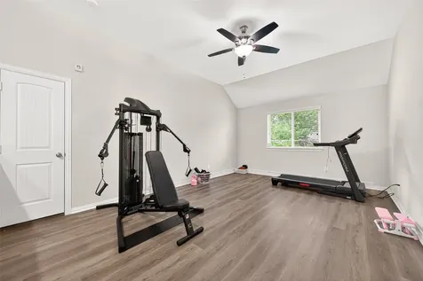 8 Landscape Court Conroe TX 77301