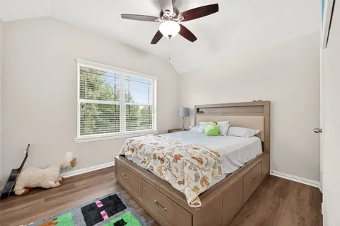 8 Landscape Court Conroe TX 77301