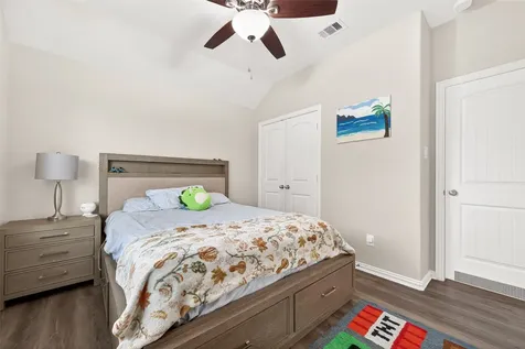 8 Landscape Court Conroe TX 77301