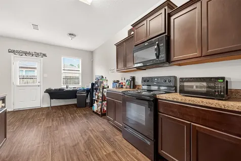 10538 Pine Landing Drive Houston TX 77088