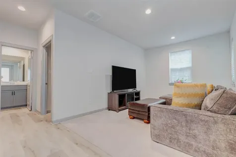 4502 Buck Street Houston TX 77020