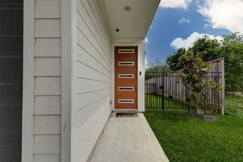 4502 Buck Street Houston TX 77020