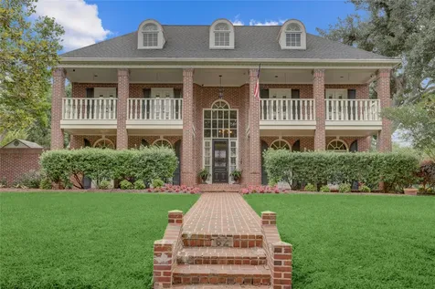 62 Pipers Walk Sugar Land TX 77479