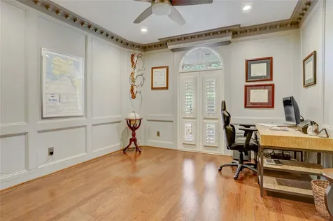 62 Pipers Walk Sugar Land TX 77479