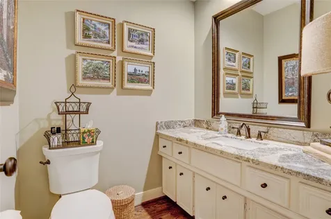 62 Pipers Walk Sugar Land TX 77479