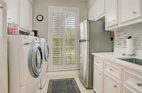 62 Pipers Walk Sugar Land TX 77479