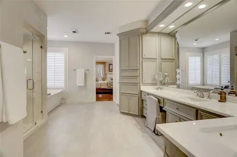 62 Pipers Walk Sugar Land TX 77479