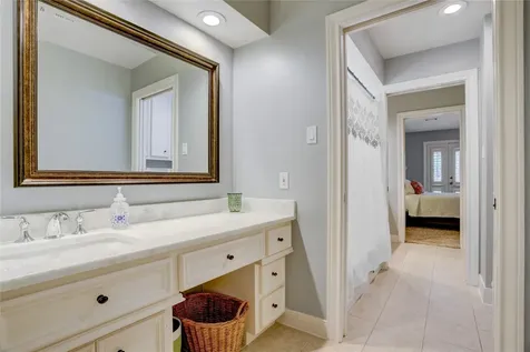 62 Pipers Walk Sugar Land TX 77479