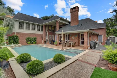 62 Pipers Walk Sugar Land TX 77479