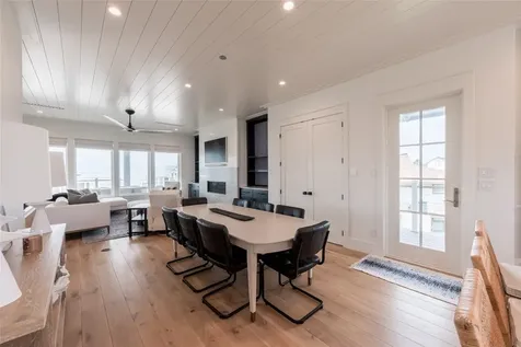 1311 Oahu Drive Tiki Island TX 77554