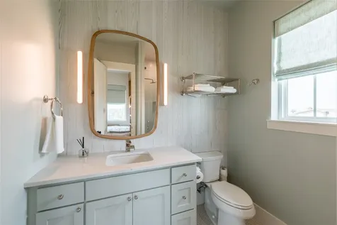 1311 Oahu Drive Tiki Island TX 77554