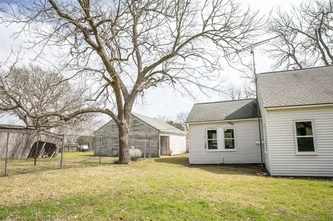 400 N Brazos Street Burton TX 77835