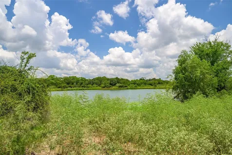 4900 Andreas Road Round Top TX 78954