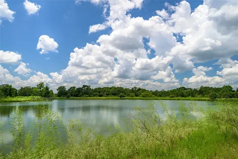 4900 Andreas Road Round Top TX 78954
