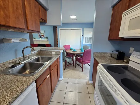 3506 Cove View Boulevard 1324 Galveston TX 77554