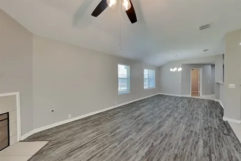 10202 Peridot Cove Houston TX 77095