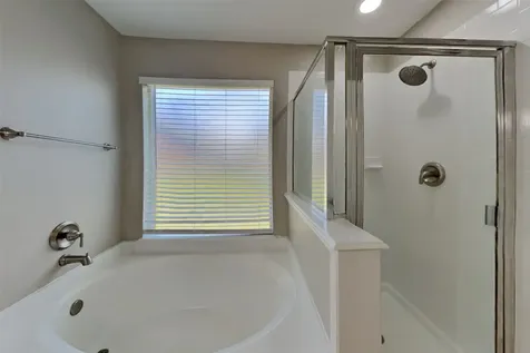 10202 Peridot Cove Houston TX 77095