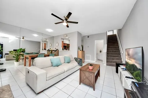 3800 Tanglewilde Street 301 Houston TX 77063