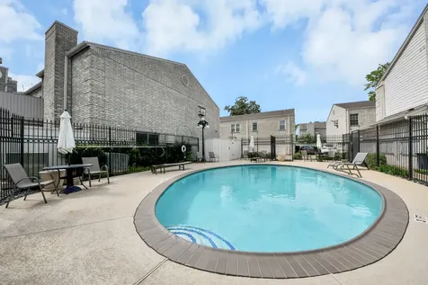 3800 Tanglewilde Street 301 Houston TX 77063