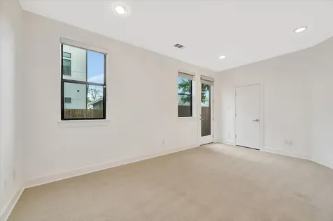2104 Colorado Street Houston TX 77007