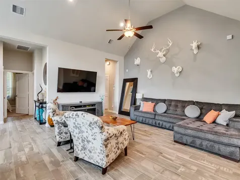 212 S Spotted Fern Drive Montgomery TX 77316