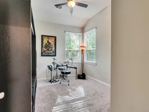 212 S Spotted Fern Drive Montgomery TX 77316