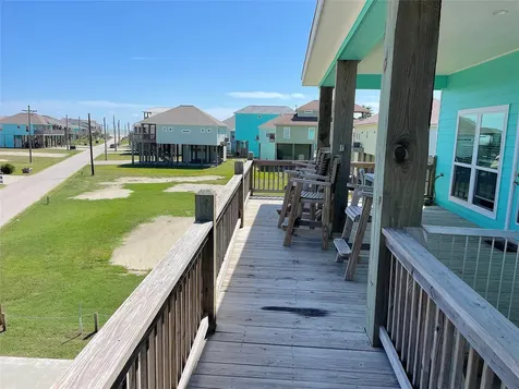 1001 S Stingaree Drive Crystal Beach TX 77650