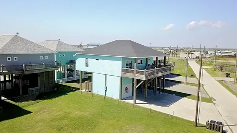 1001 S Stingaree Drive Crystal Beach TX 77650