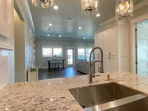1001 S Stingaree Drive Crystal Beach TX 77650