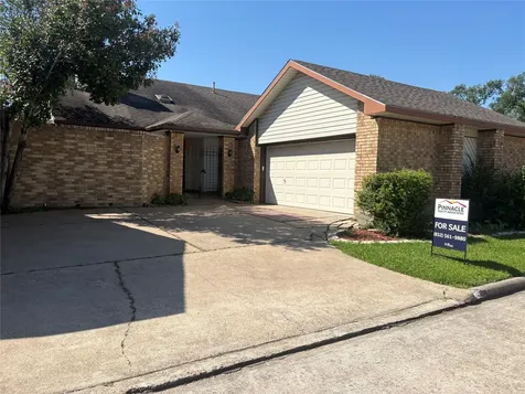 1723 Plumbwood Way Houston TX 77058