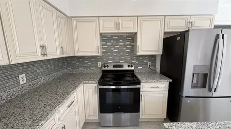 1723 Plumbwood Way Houston TX 77058