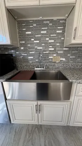 1723 Plumbwood Way Houston TX 77058