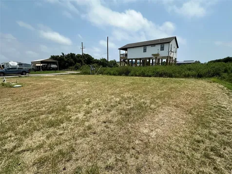 1215 W Canal Crystal Beach TX 77650