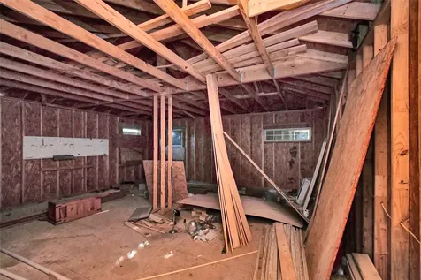 1039 Marcolin Street Houston TX 77088